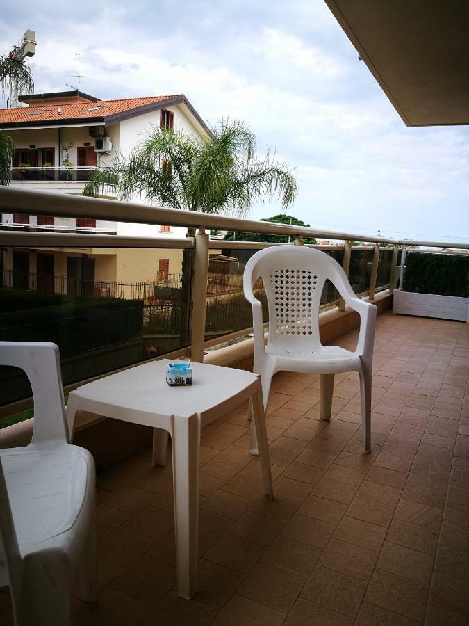 Casa Vacanze Thea Giardini-Naxos Kültér fotó